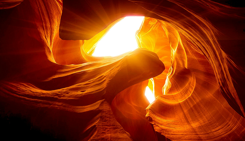 凯发天生一触即发制药盛装参展2024西鼎会，共绘健康产业新蓝图！